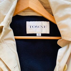 London Fog trench beauty for the Chic